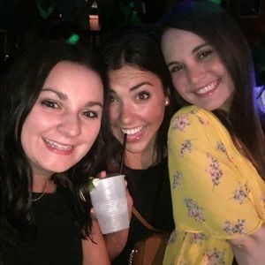 Meet your Posher, Lauren